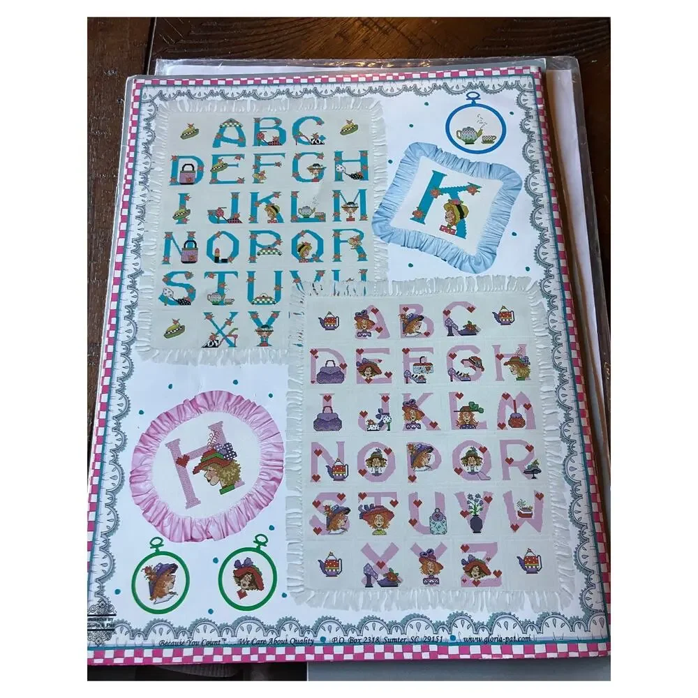 Lot of 8 Cross Stitch & Needlework Pattern‎ Books Christmas Samplers Sweaters